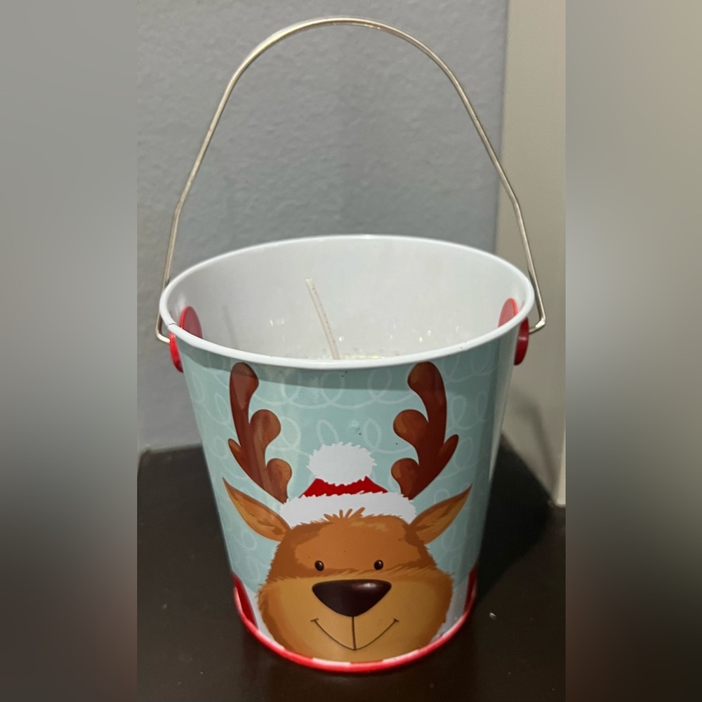🎄🎄Buy Now!!Christmas reindeer bucket candle 🎄🎄🎅🎅